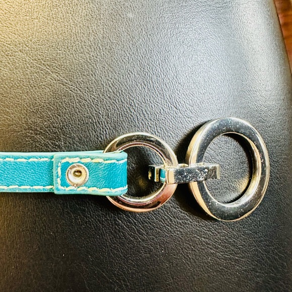 🩵🔥3 for $10🔥Lia Sophia Wrap-Around Bracelet! - Picture 5 of 9